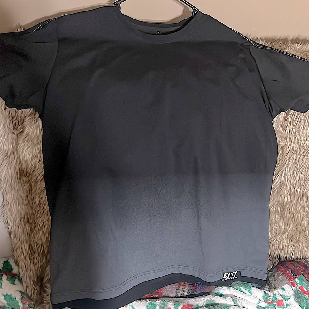 XL Black Tee with fade